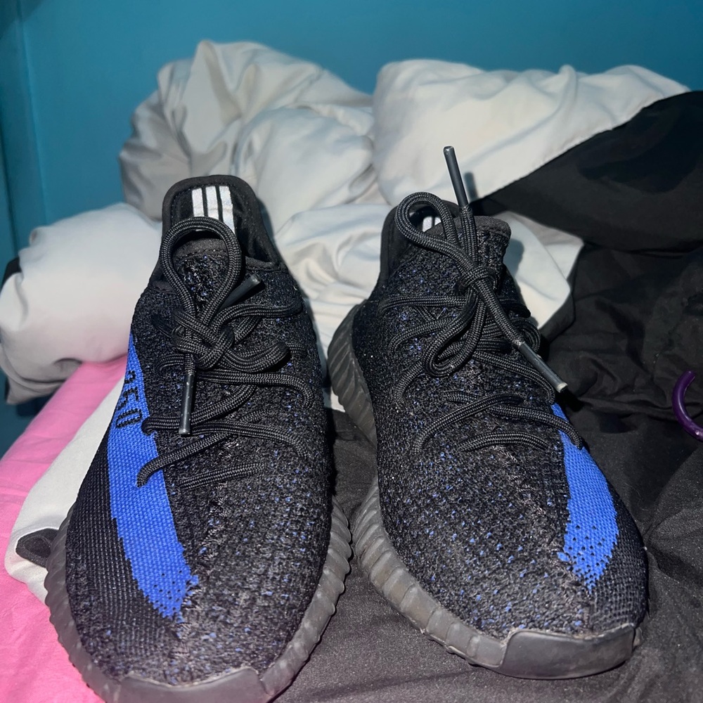 Adidas Yeezy Boost 350 V2 Dazzling Blue